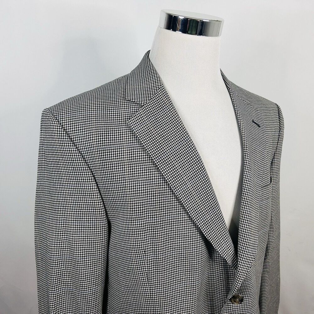 Jos A Bank 44R Sport Coat 100% Wool Houndstooth Black White Two Button Vented